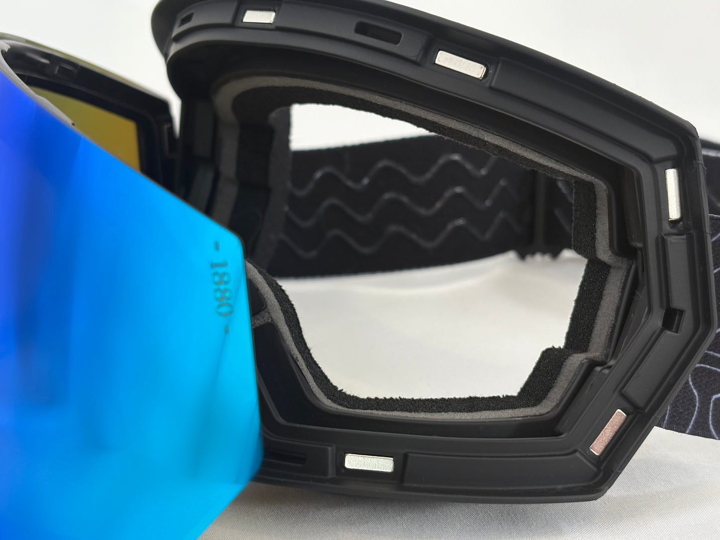 Black Swan V1 Goggles